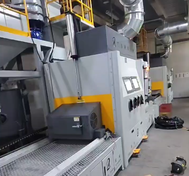 浙江抛丸机 vs 喷砂机：工业清理该怎么选？